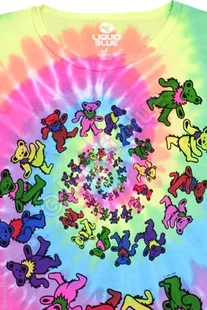 Состав футболки: высококлассный хлопок, окраска по технологиям, изображение, не теряющее яркость в течении трёх лет, капля вдохновения от Jerry Garcia.Футболки Grateful Dead уникальны.Винрарнейшая группа 20-го столетия, одна из легенд Вудстока стала идейным вдохновителем первых хакеров, дэдхэдов. Сейчас эти люди- владельцы хай-тек корпораций, основоположники новых направлений в музыке, культуре, бизнесе, которых объединяет одно: они самые передовые. Под музыку Grateful Dead был создан первый Apple, футболки GD носили те, кто открыл первый форум в интернете. Одев футболку вы говорите миру: даже если я стою на месте, я буду впереди других, я выделяюсь из массы, я - дедхэд.Дополнительная информация о футболке: плотный коттон 180 г/м, вываренный с дополнительной усадкой. Футболка не садится, без боковых швов.Женская модель. Смотрится футболка просто шикарно.